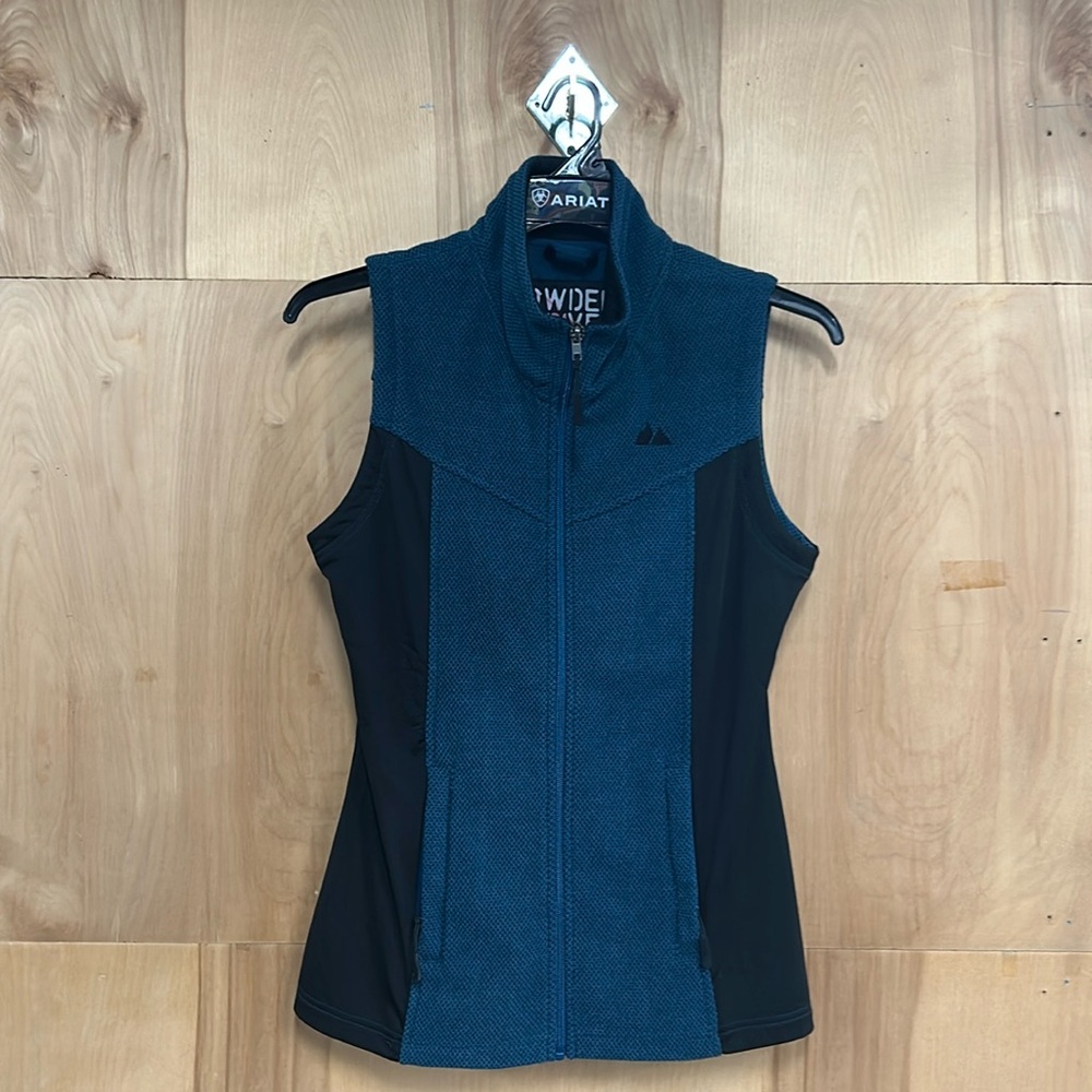 Women's Powder River by Panhandle Teal & Black Full Zip Vest
